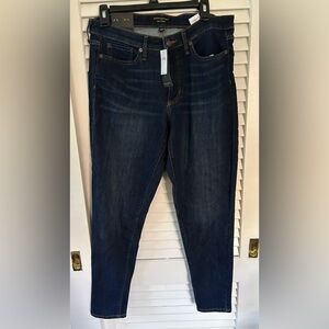 NWT Banana Republic Curvy Skinny Jeans size 12